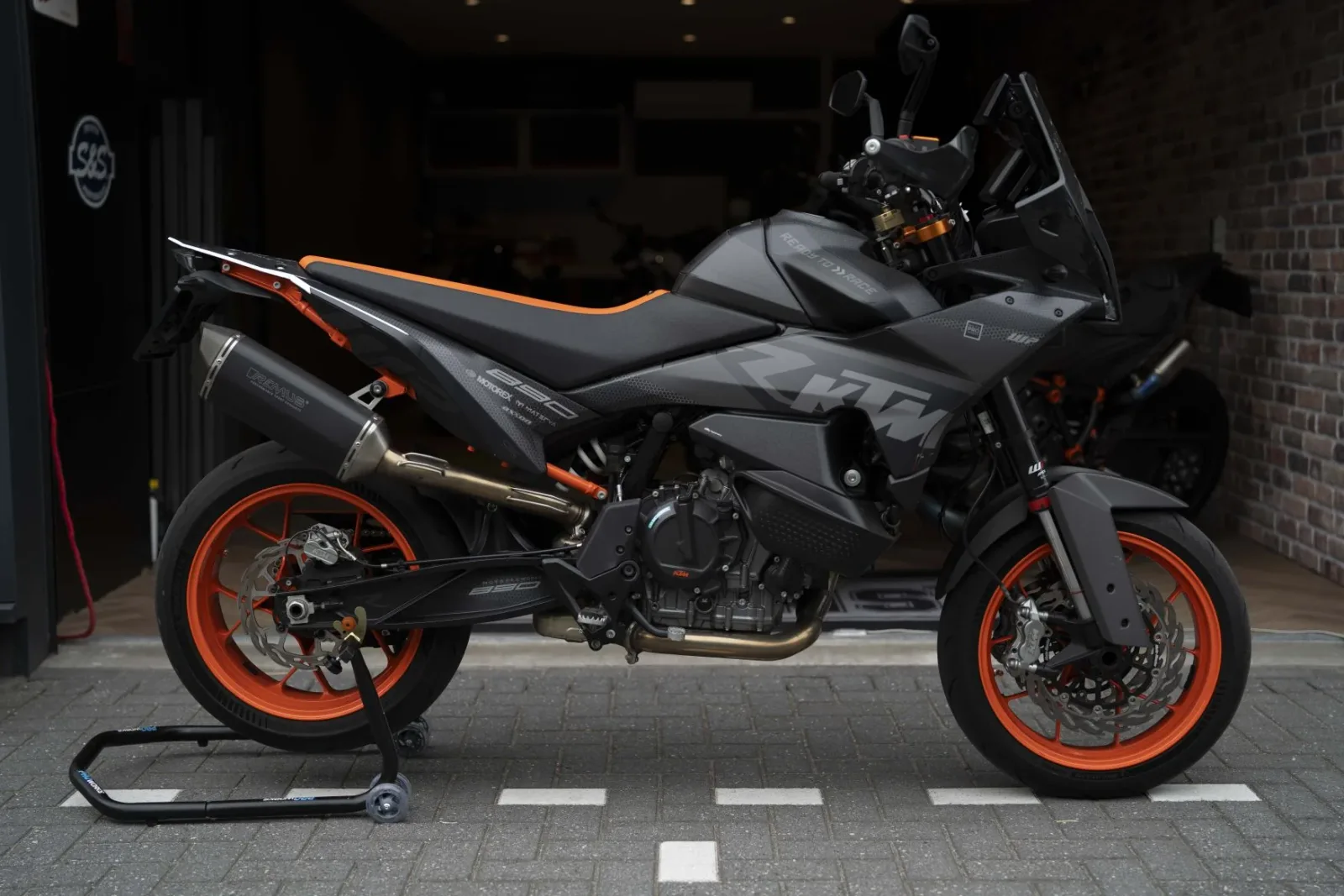 KTM 890 SMT (0) — foto 1