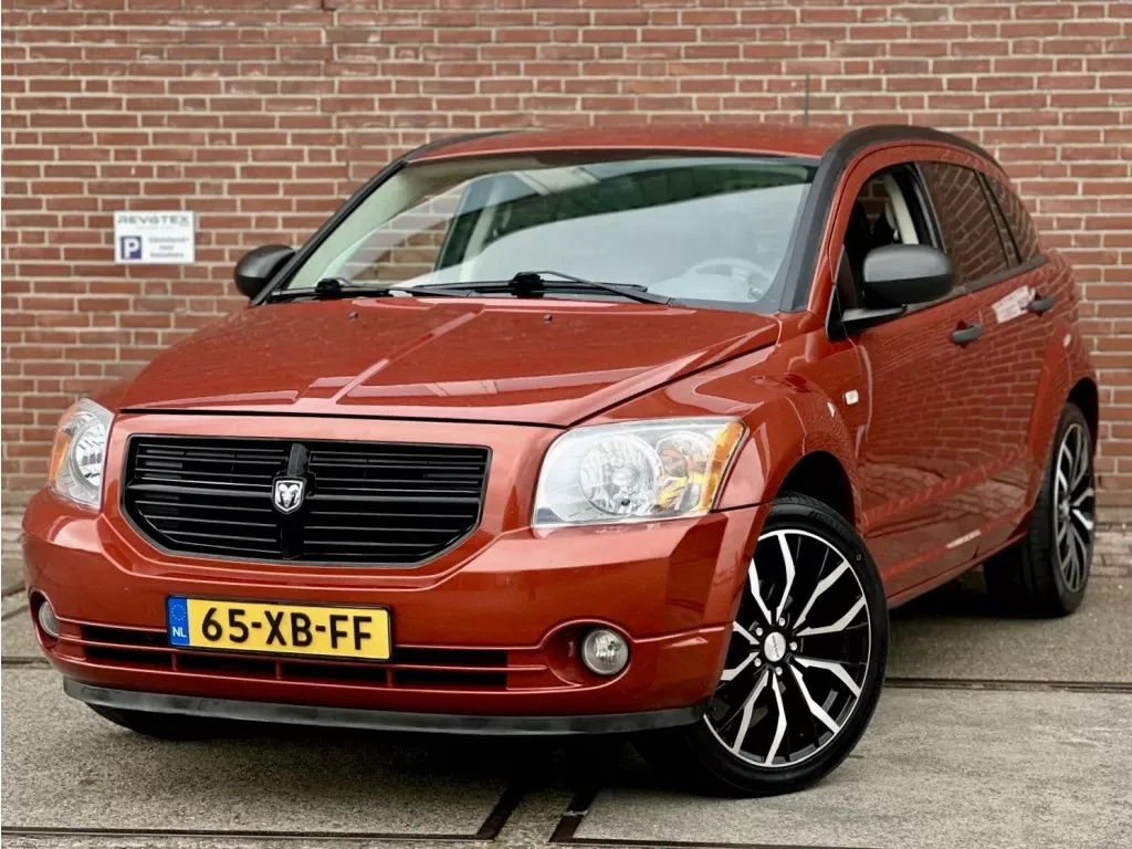 Dodge Caliber (2007) — foto 1