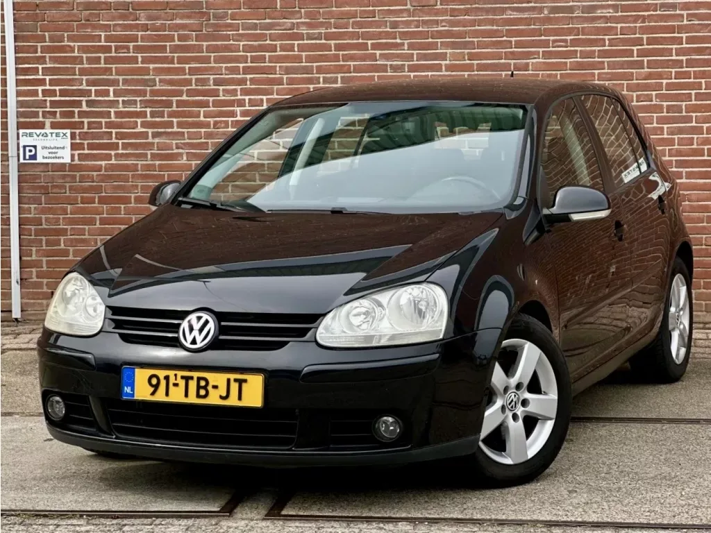 Volkswagen Golf (2006) — foto 1