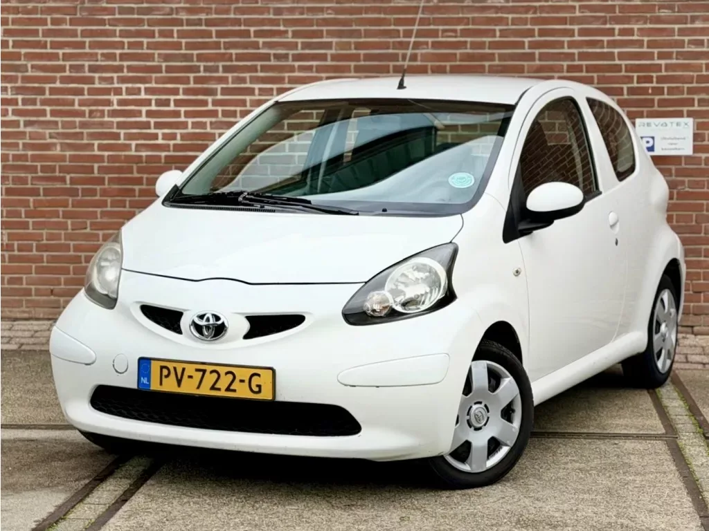 Toyota Aygo (2007) — foto 1