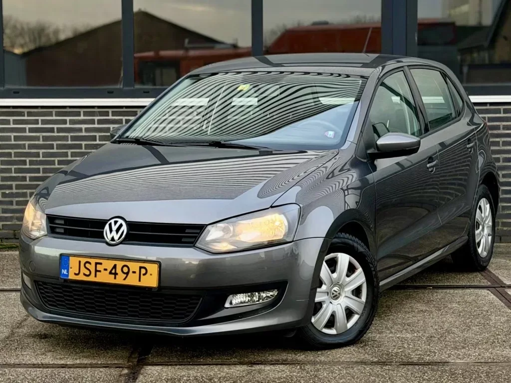 Volkswagen Polo (2010) — foto 1