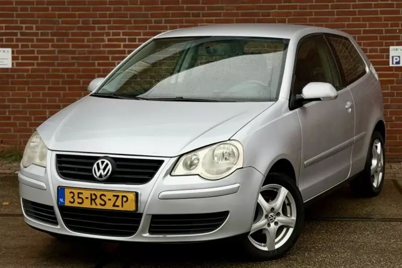 Volkswagen Polo (2005)