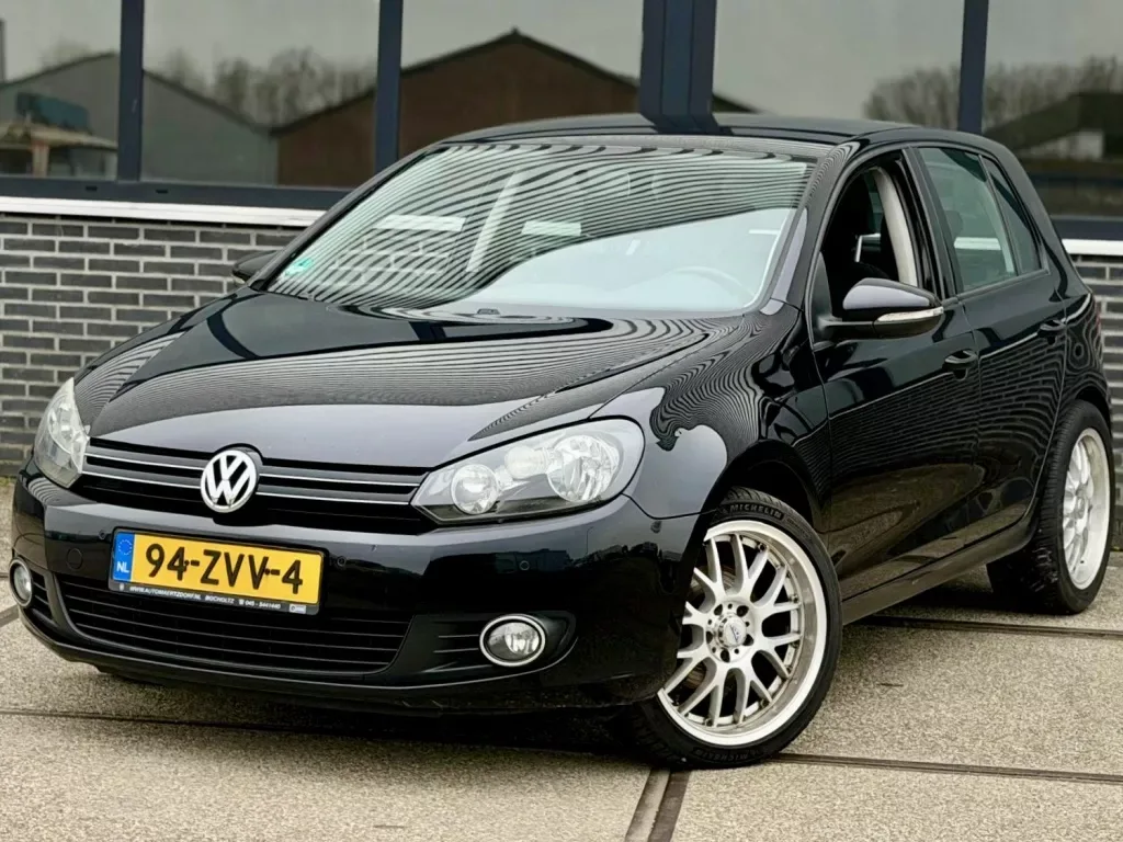 Volkswagen Golf (2009) — foto 1