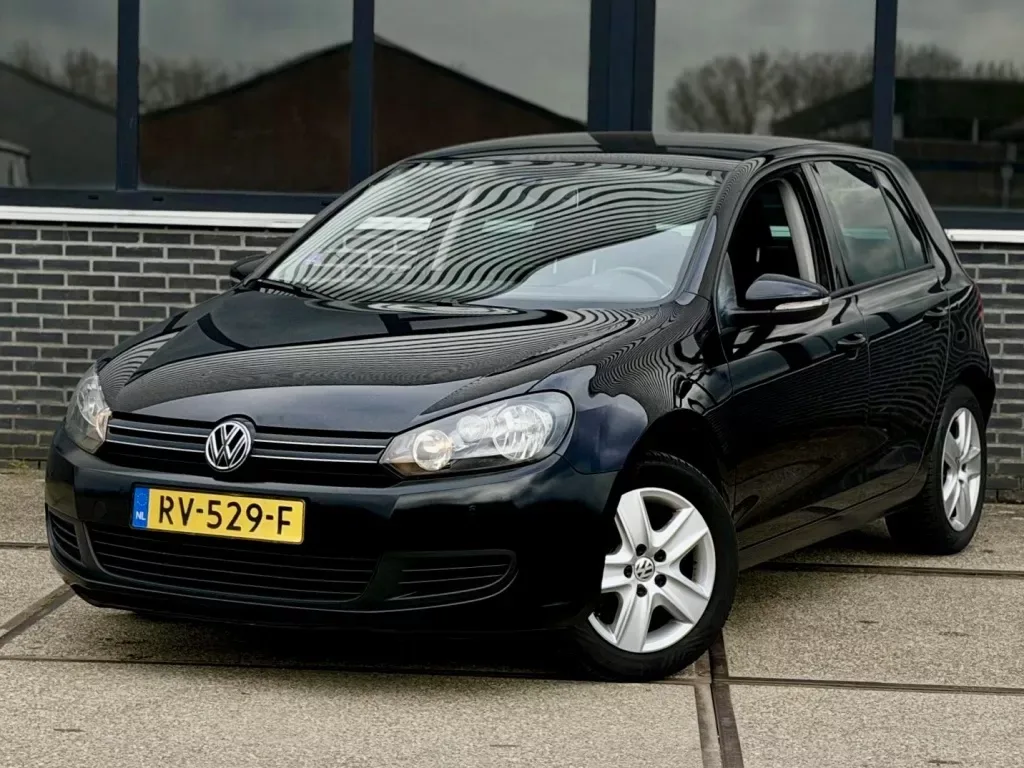 Volkswagen Golf (2008) — foto 1