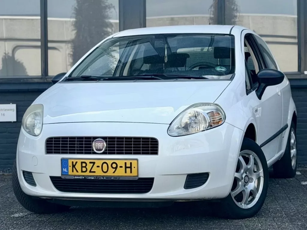 Fiat Grande Punto (2008) — foto 1