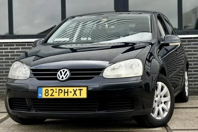 Volkswagen Golf (2004)