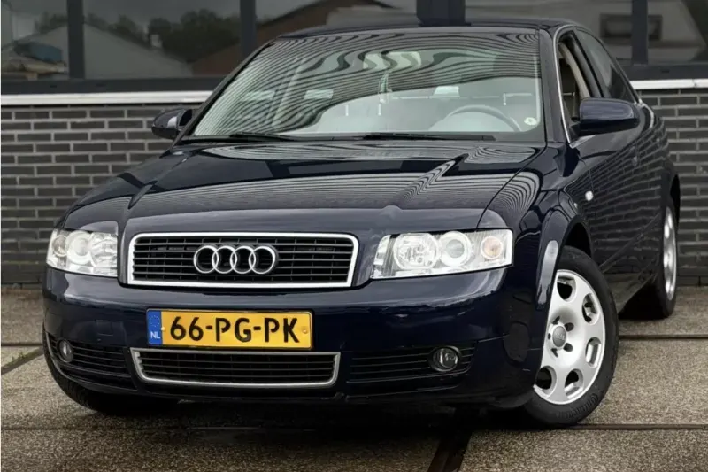 Audi A4 (2004)