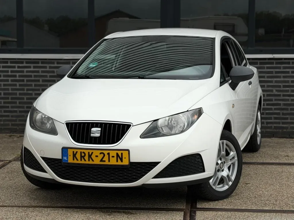 SEAT Ibiza (2011) — foto 1