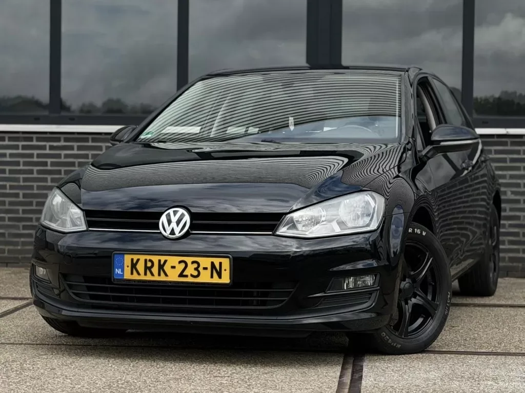 Volkswagen Golf (2015) — foto 1