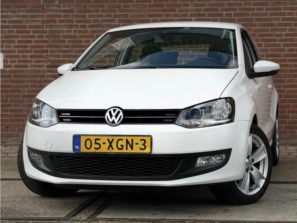 Volkswagen Polo (2012) — foto 1