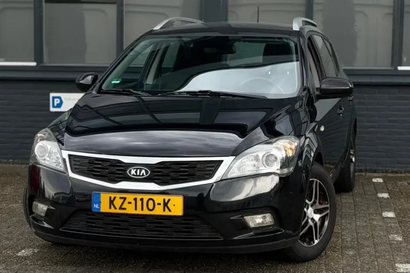 Kia Ceed (2010)