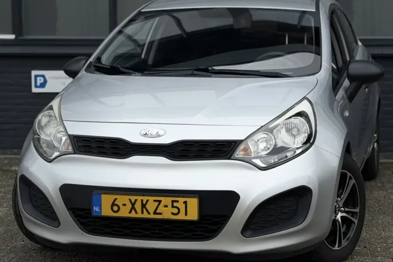 Kia Rio (2012)
