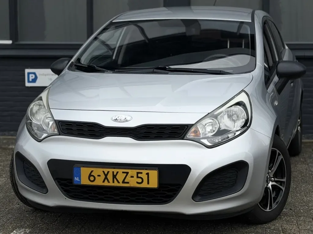 Kia Rio (2012) — foto 1
