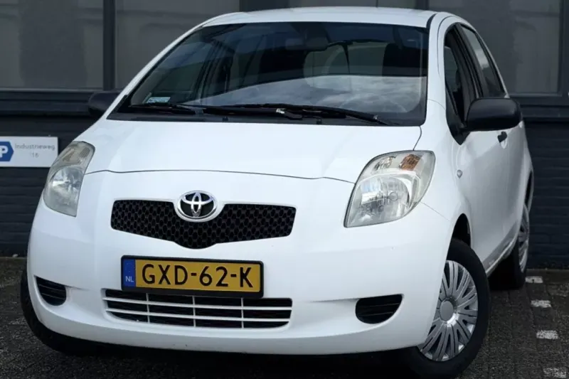 Toyota Yaris (2007)