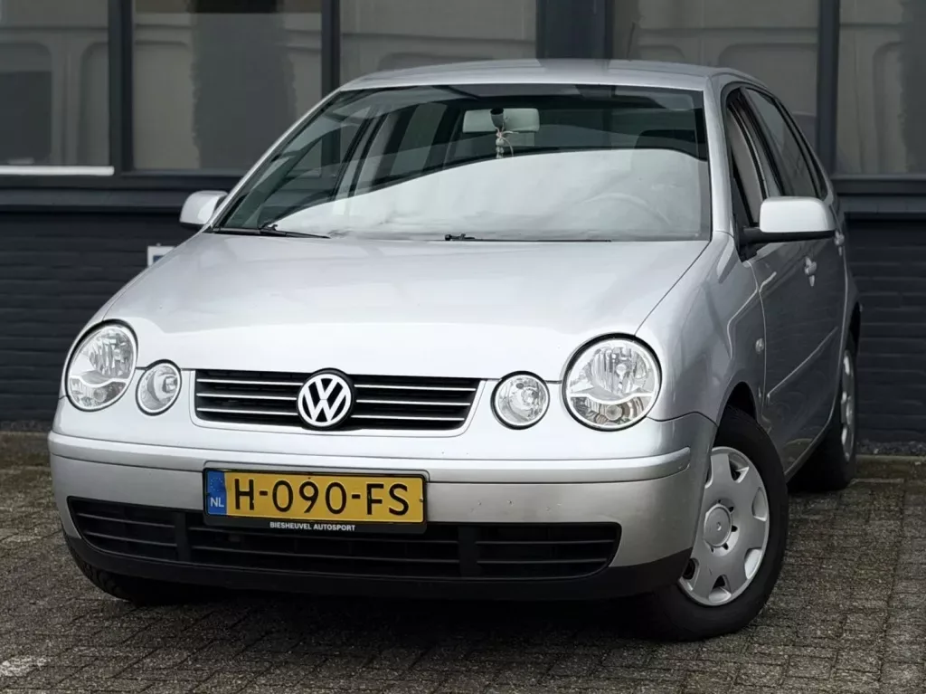 Volkswagen Polo (2005) — foto 1