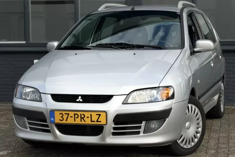 Mitsubishi Space Star (2004)