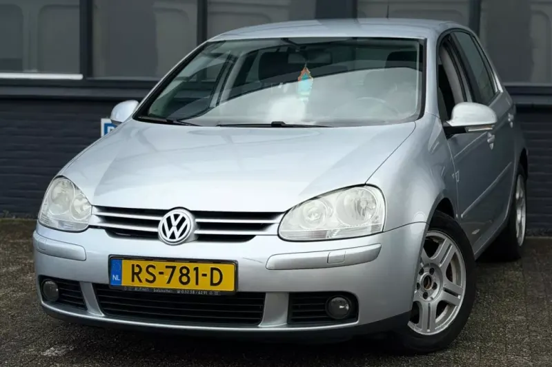Volkswagen Golf (2006)