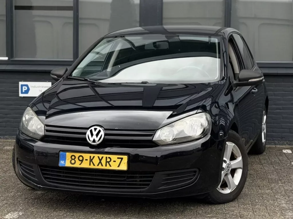Volkswagen Golf (2010) — foto 1