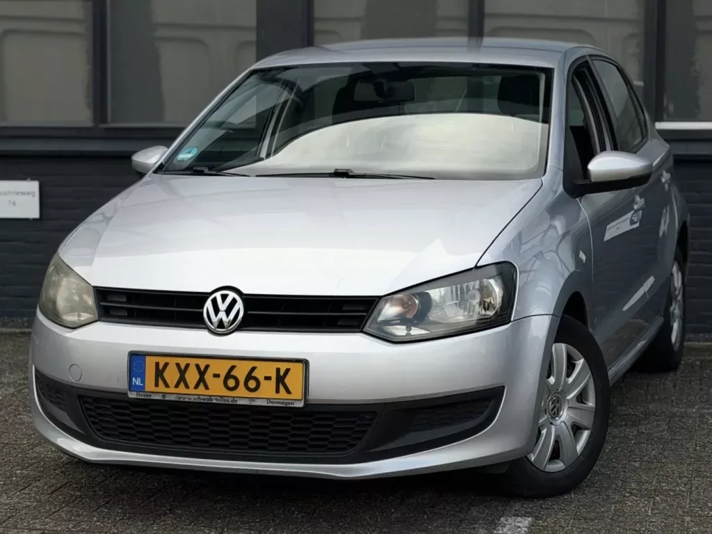 Volkswagen Polo (2011) — foto 1