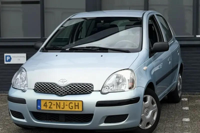 Toyota Yaris (2003)