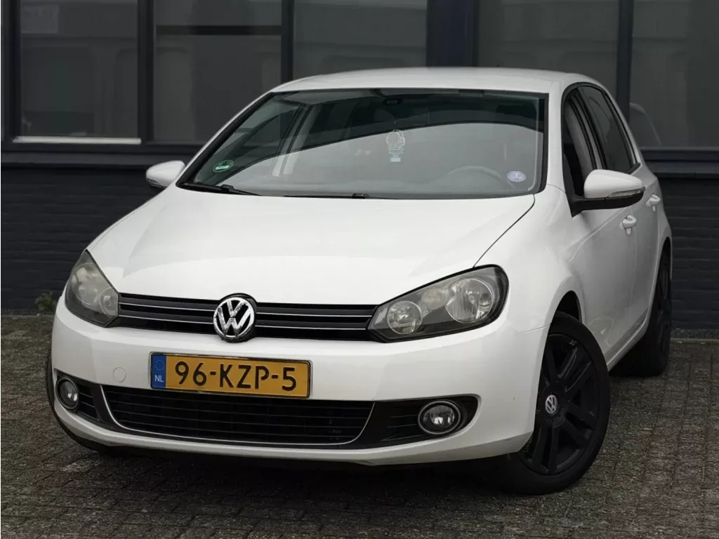 Volkswagen Golf (2010) — foto 1
