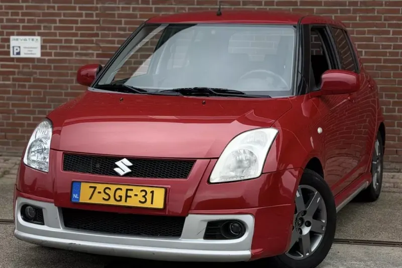 Suzuki Swift (2005)