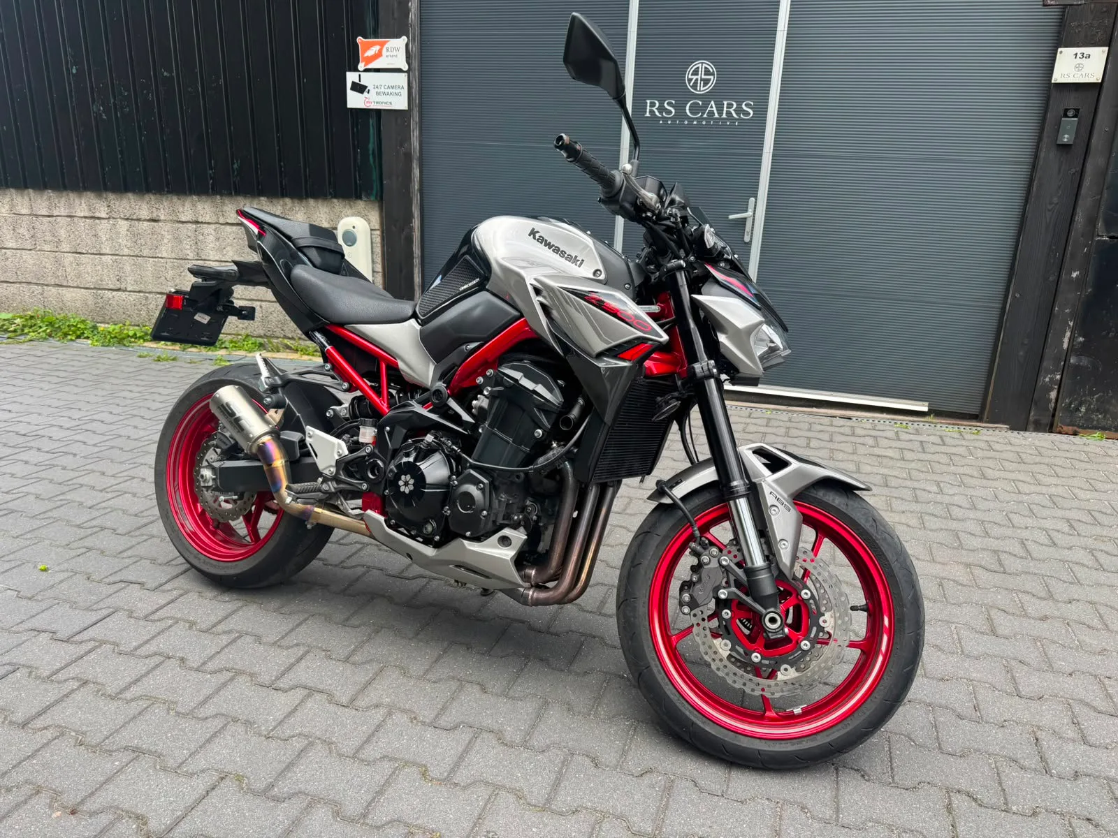 Kawasaki Z900 (2024) — foto 1