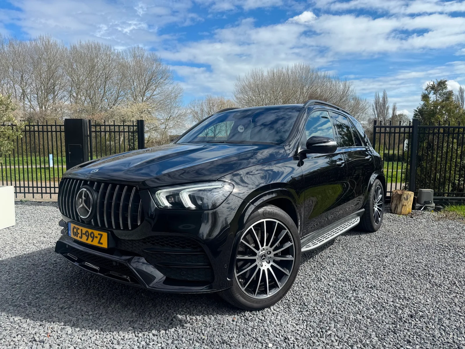 Mercedes-Benz GLE (2021) — foto 1