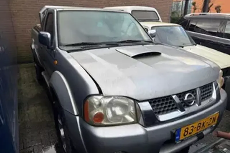 Nissan King Cab (2004)