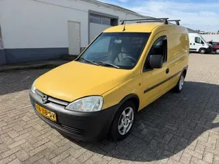 Opel Combo (2002) — foto 1
