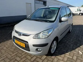 Hyundai i10 (2010) — foto 1
