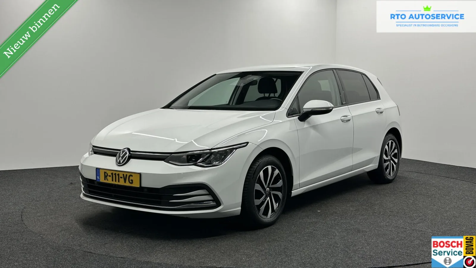 Volkswagen Golf (2022) — foto 1