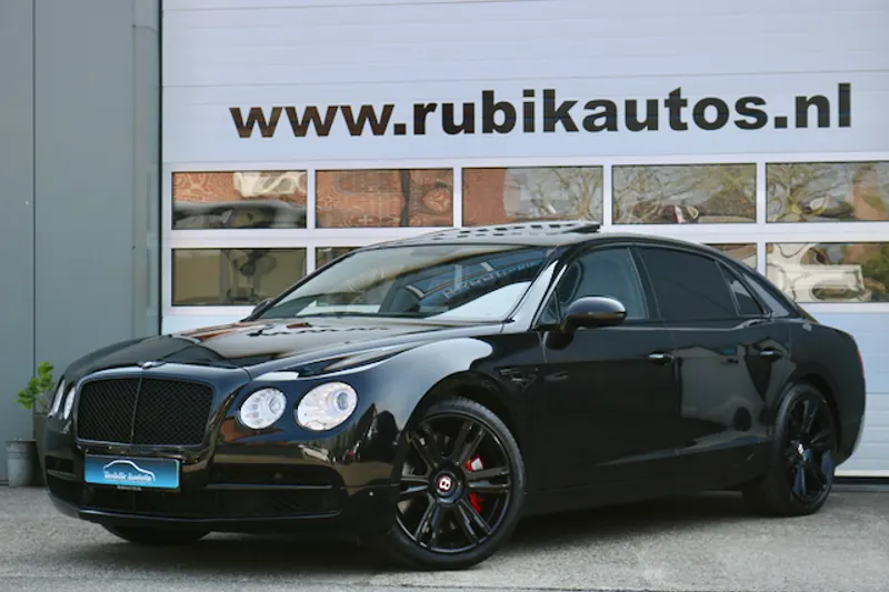 Bentley Flying Spur (2015)