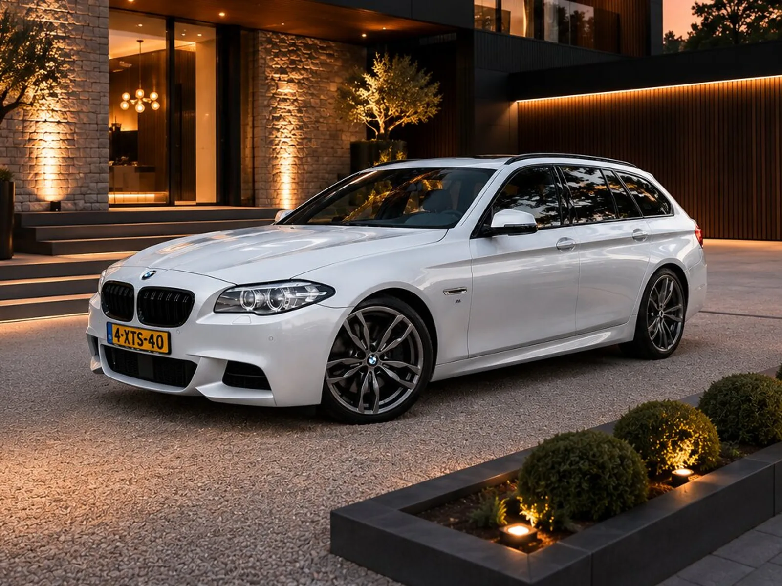 BMW 5-Serie (2013) — foto 1