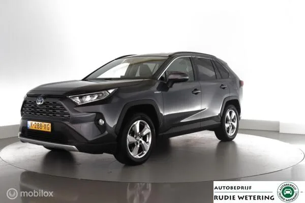 Toyota RAV4 (2021) — foto 1