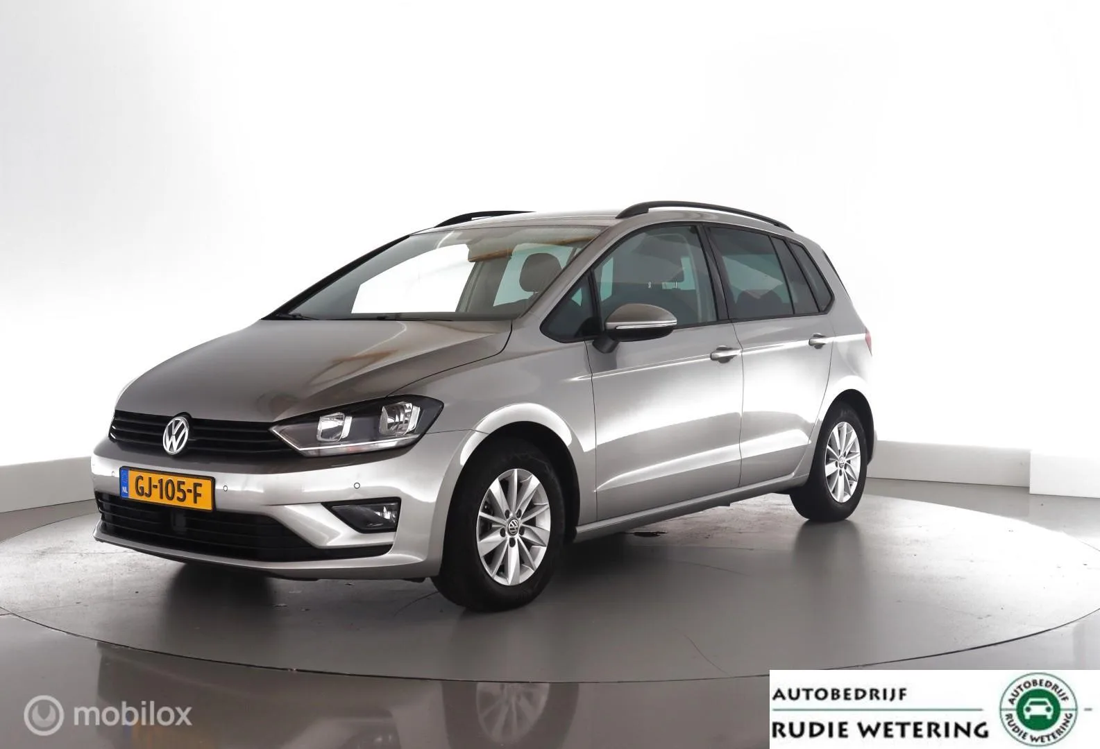 Volkswagen Golf Sportsvan (2014) — foto 1
