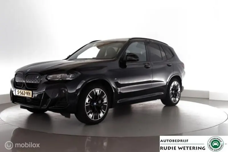 BMW iX3 (2022)