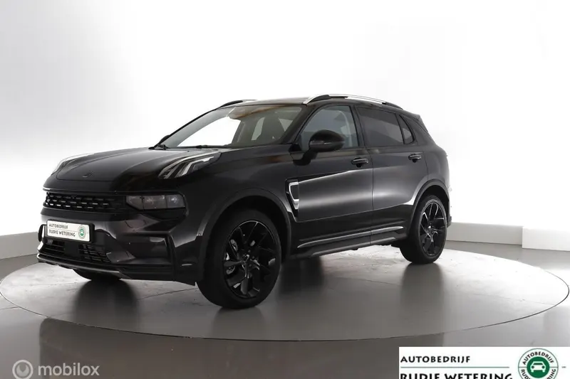 Lynk & Co 01 (2023)