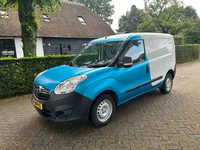 Opel Combo (2018) — foto 1