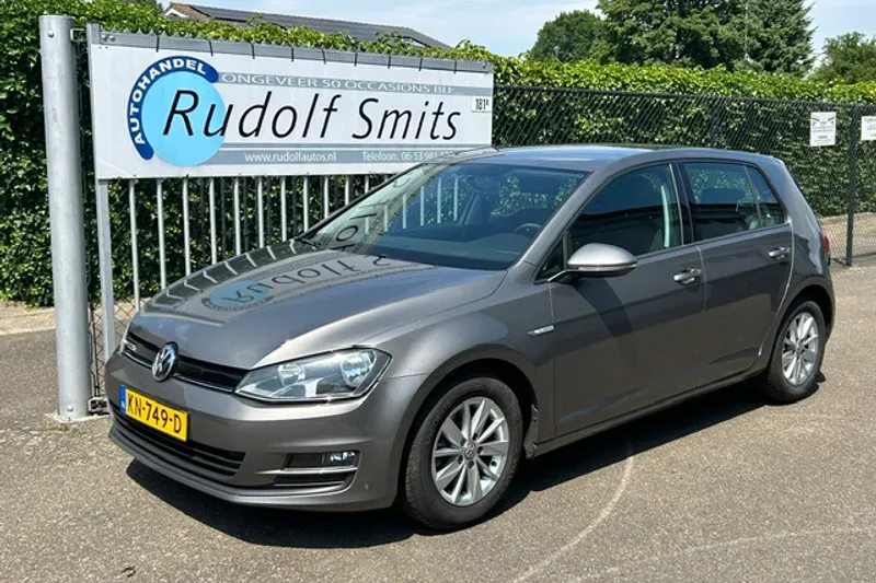 Volkswagen Golf (2016)
