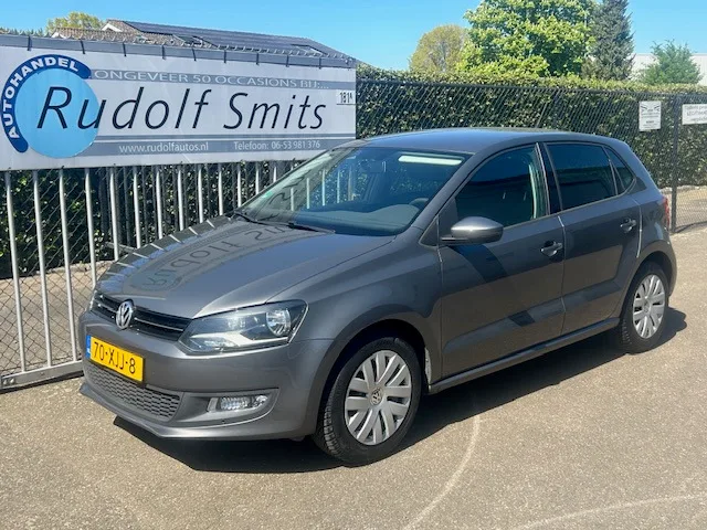 Volkswagen Polo (2012) — foto 1