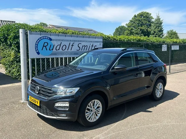 Volkswagen T-Roc (2018) — foto 1