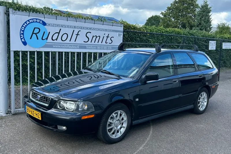 Volvo V40 (2004)