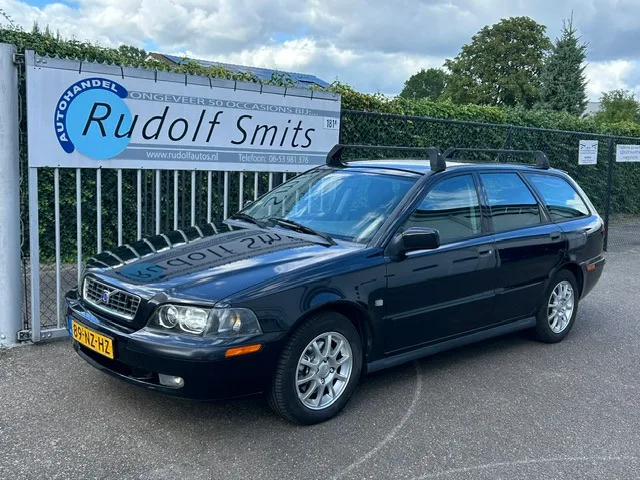 Volvo V40 (2004) — foto 1