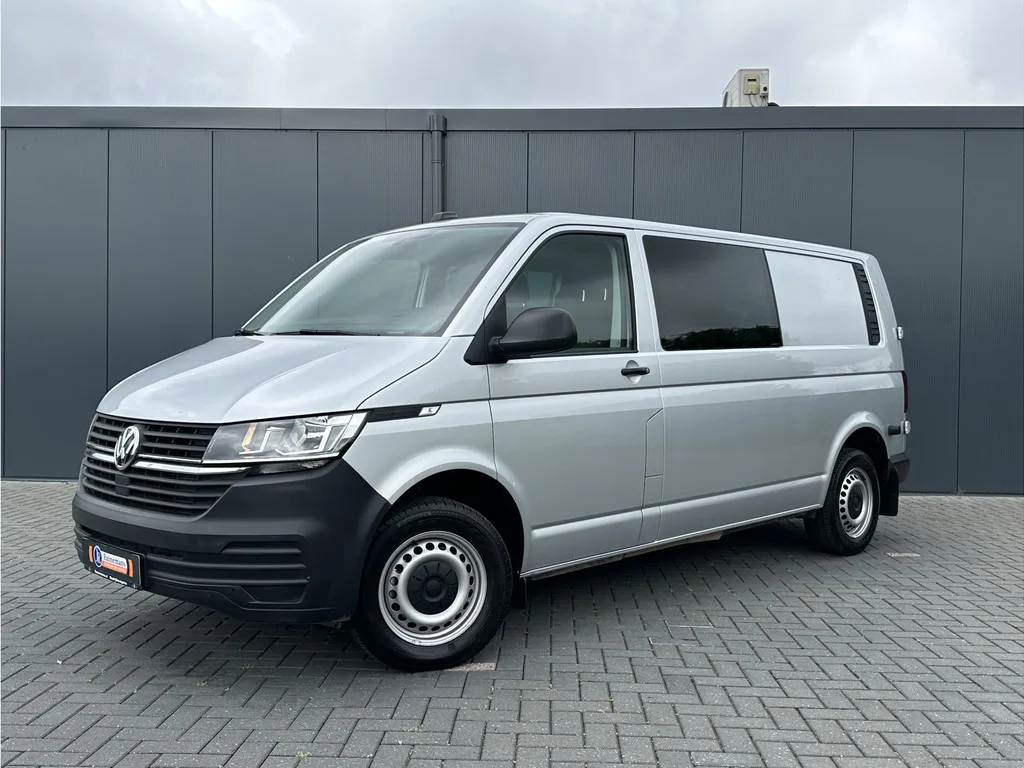 Volkswagen Transporter (2024) — foto 1