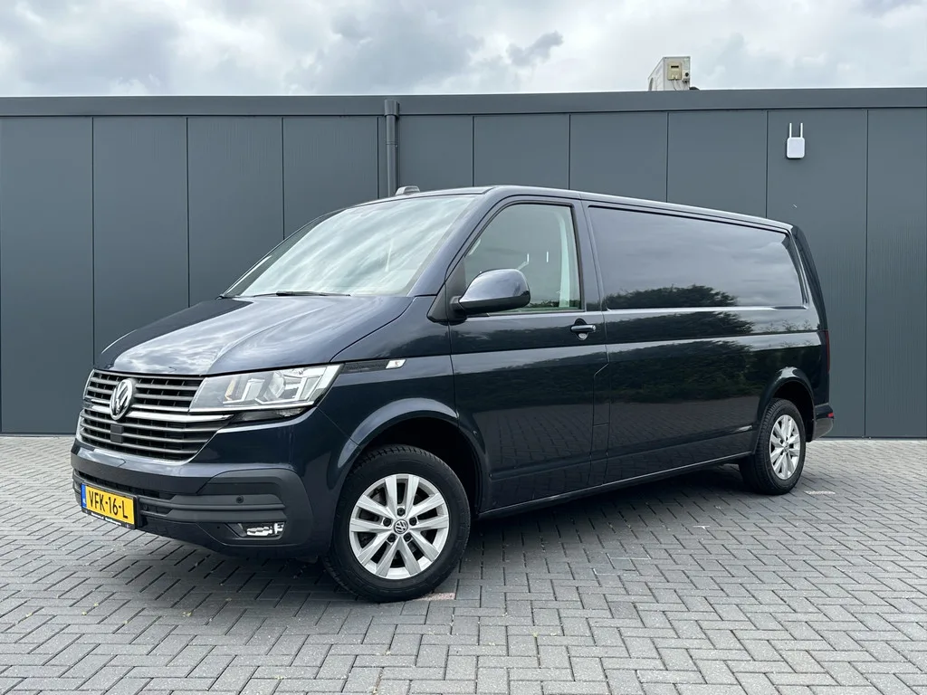 Volkswagen Transporter (2020) — foto 1