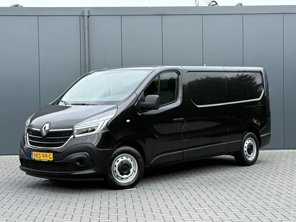Renault Trafic (2021) — foto 1