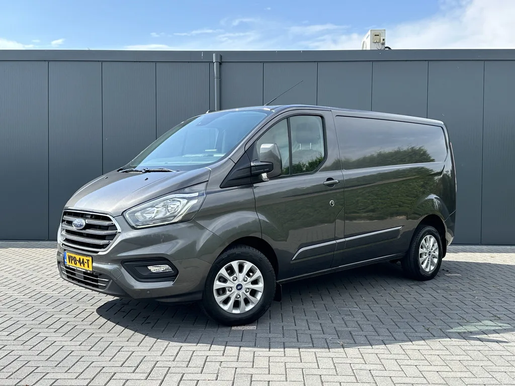 Ford Transit (2022) — foto 1