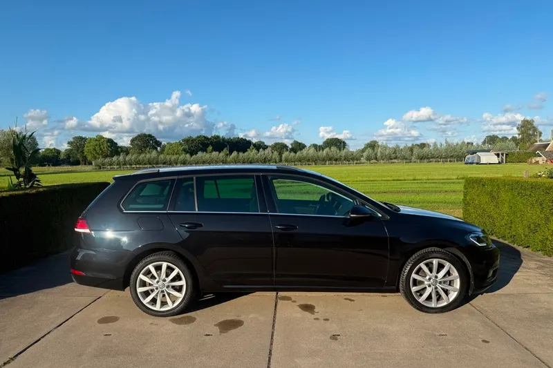 Volkswagen Golf (2017)