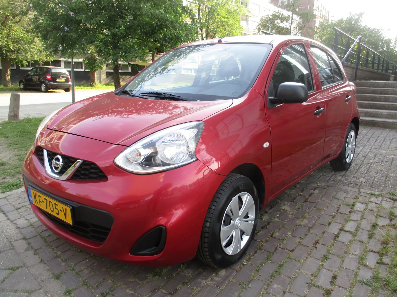 Nissan Micra (2016) — foto 1
